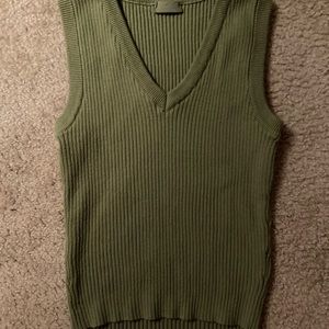 brandy melville v-neck green sweater tank top